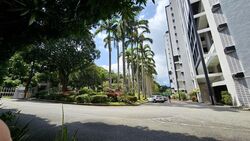 Townhouse Apartments (D9), Apartment #518180441